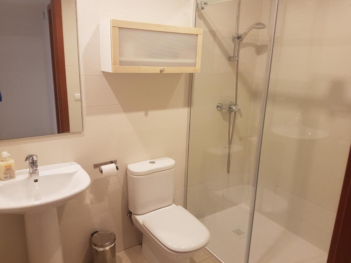 Beautiful Apartment 75M2 With View At The Beach, Pool, Parking Roses Exterior foto