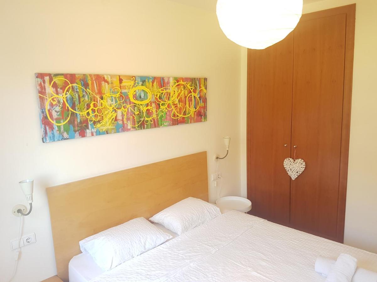 Beautiful Apartment 75M2 With View At The Beach, Pool, Parking Roses Exterior foto