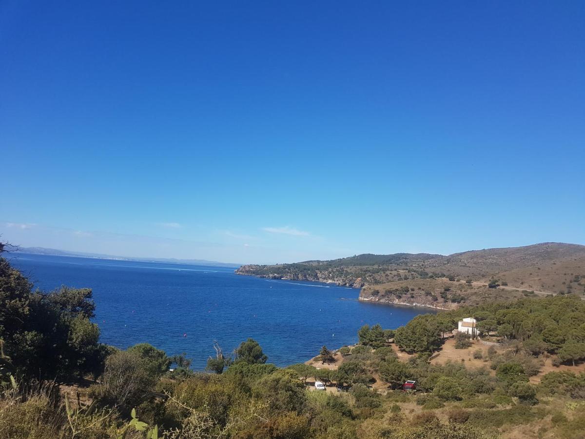 Beautiful Apartment 75M2 With View At The Beach, Pool, Parking Roses Exterior foto